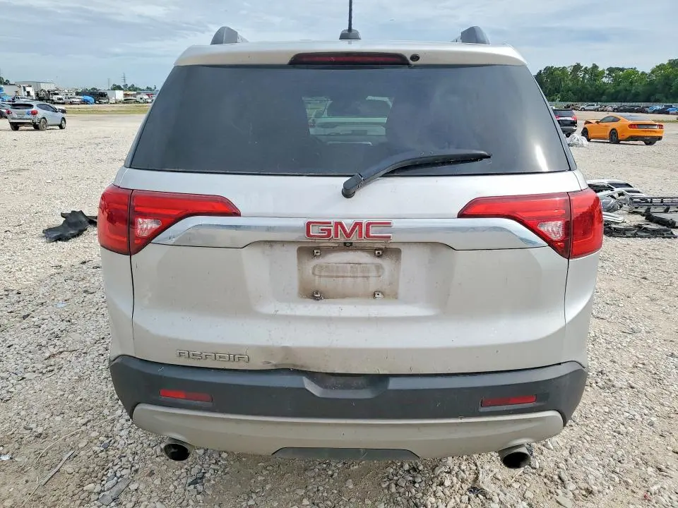 2017 GMC ACADIA SLE  