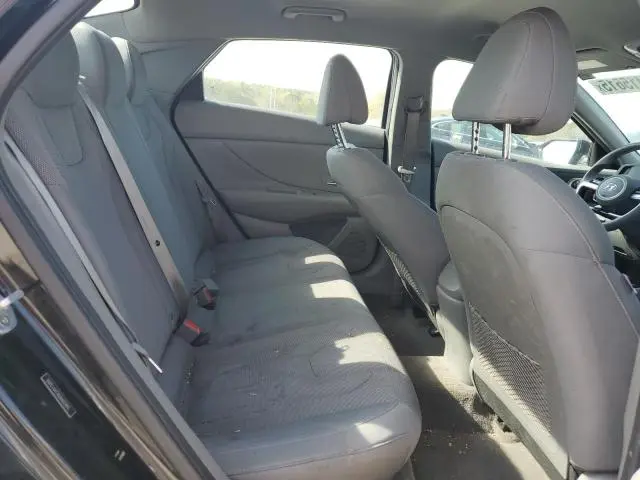 2021 HYUNDAI ELANTRA SE