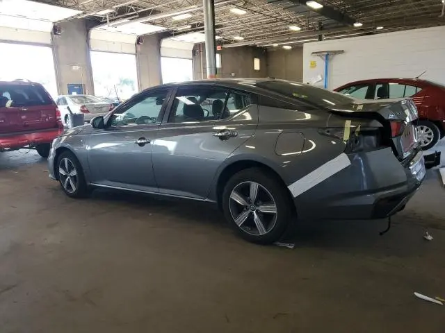 2022 NISSAN ALTIMA SV  