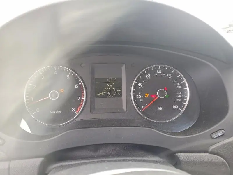 2012 VOLKSWAGEN JETTA SE  