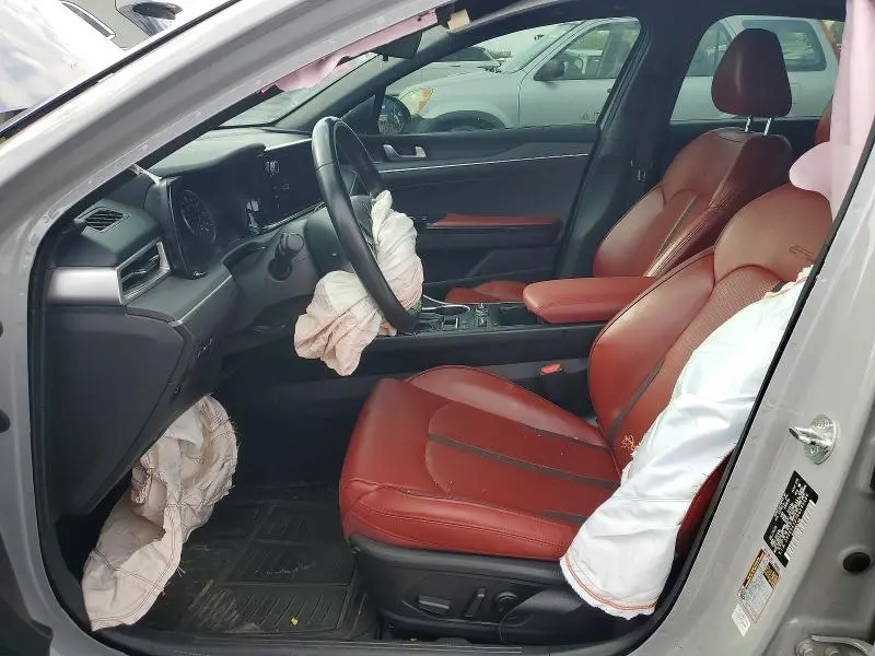 2024 KIA K5 GT LINE  