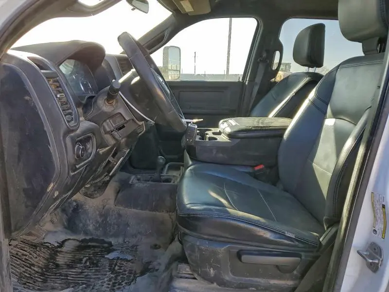 2022 RAM 3500 TRADESMAN  