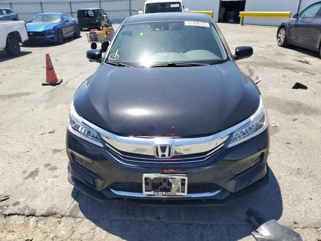 2017 HONDA ACCORD TOURING  