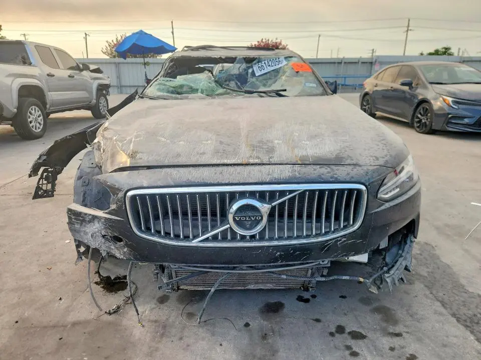 2017 VOLVO S90 T6 INSCRIPTION  