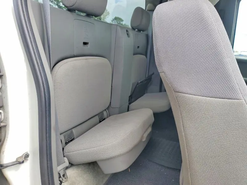 2018 NISSAN FRONTIER S  