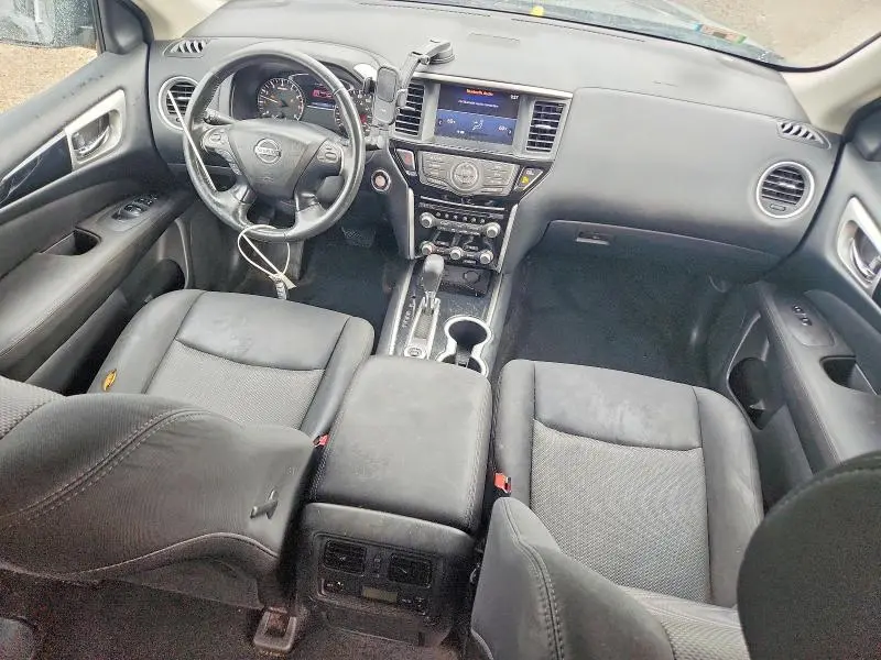 2017 NISSAN PATHFINDER SV  