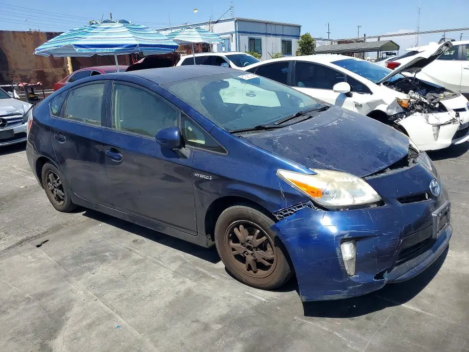 2012 TOYOTA PRIUS TWO  