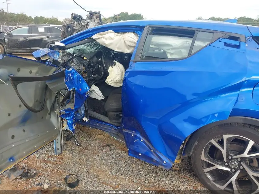 2018 TOYOTA C-HR XLE PREMIUM