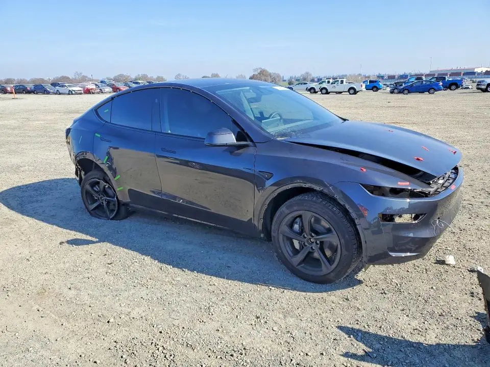 2026 TESLA MODEL Y   