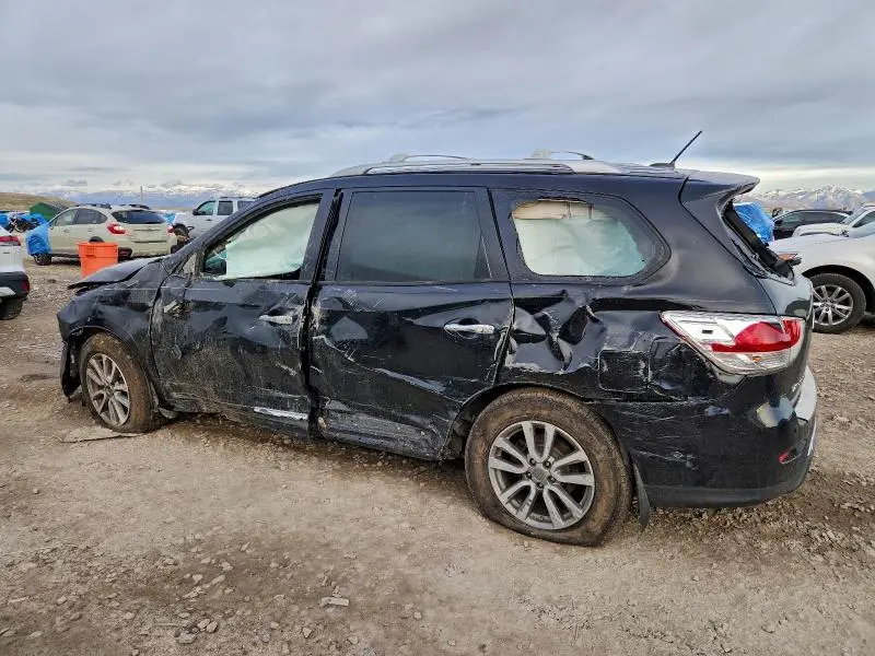 2016 NISSAN PATHFINDER S  