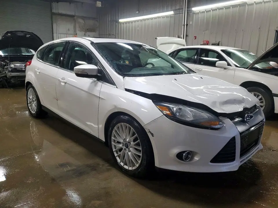 2014 FORD FOCUS TITANIUM  