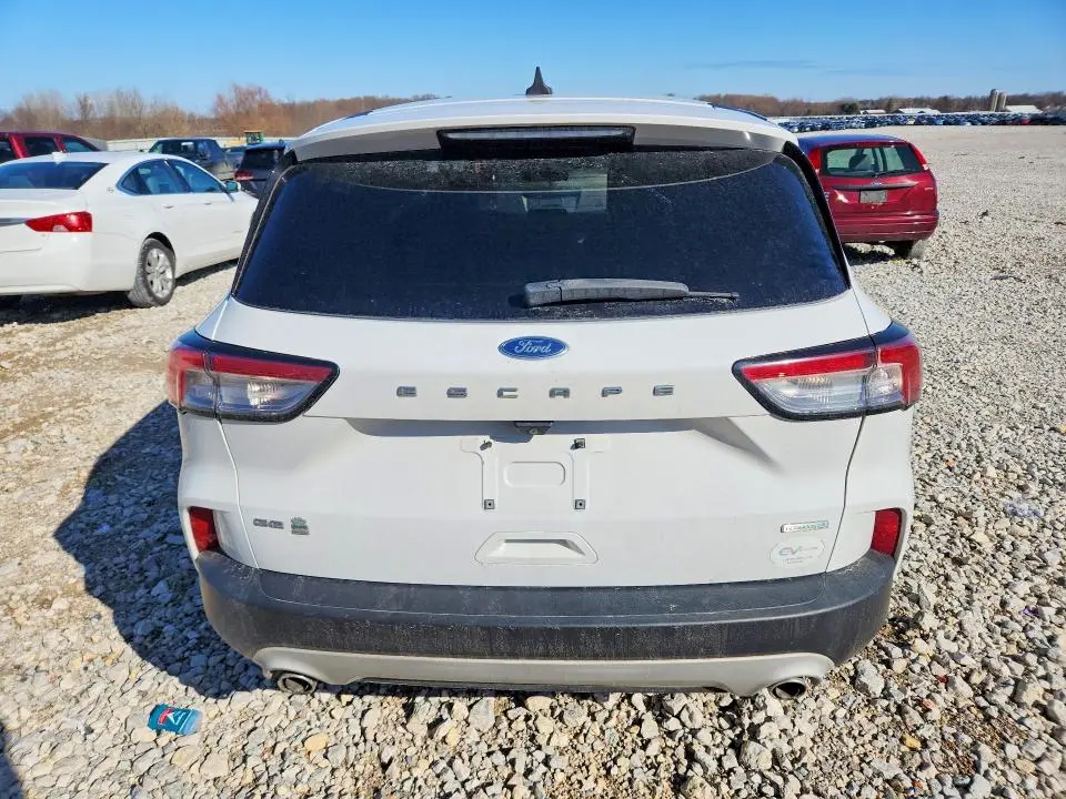 2020 FORD ESCAPE SE  