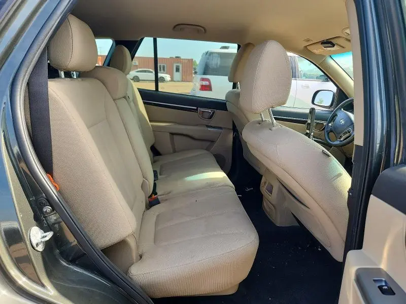 2011 HYUNDAI SANTA FE GLS  