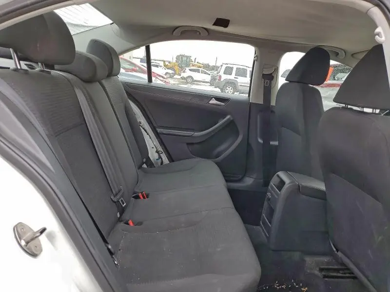 2015 VOLKSWAGEN JETTA BASE  