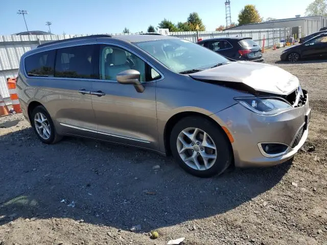 2017 CHRYSLER PACIFICA TOURING L  