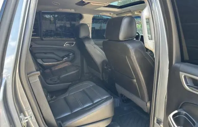2019 GMC YUKON DENALI  