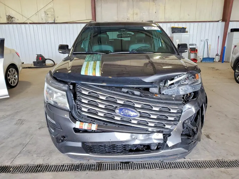 2017 FORD EXPLORER XLT  