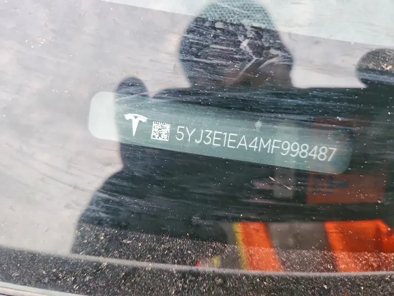 2021 TESLA MODEL 3   