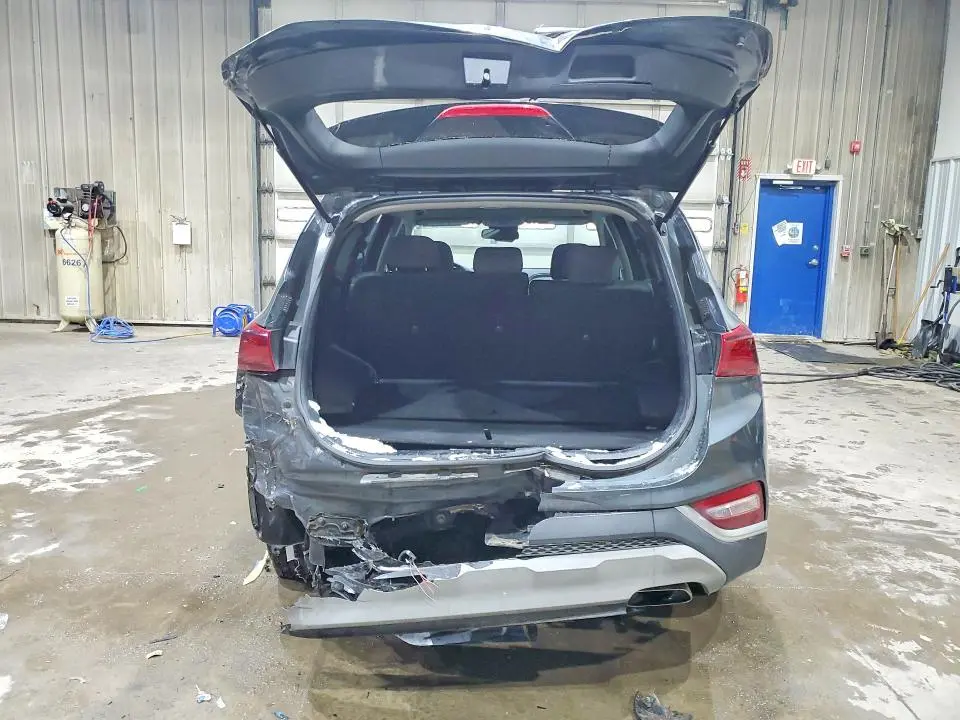 2020 HYUNDAI SANTA FE SE  