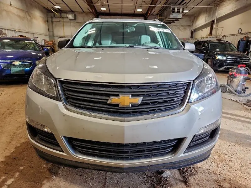 2017 CHEVROLET TRAVERSE LS  