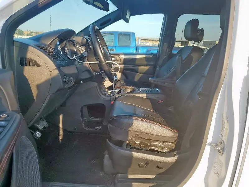 2019 DODGE GRAND CARAVAN GT  