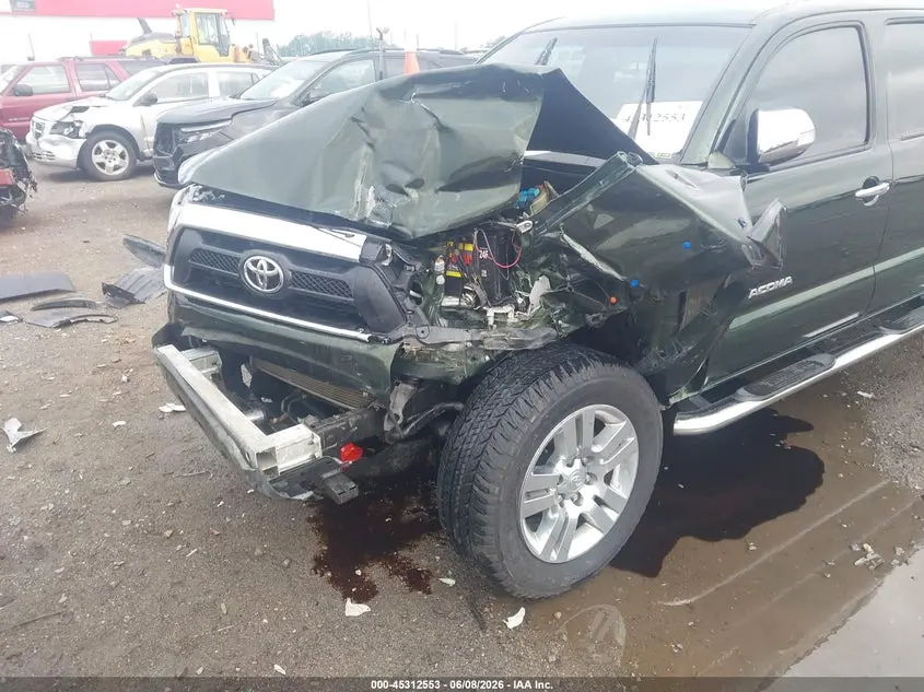 2013 TOYOTA TACOMA BASE V6