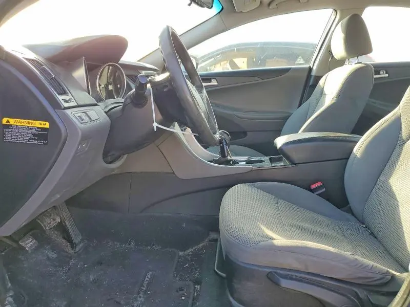 2012 HYUNDAI SONATA GLS  