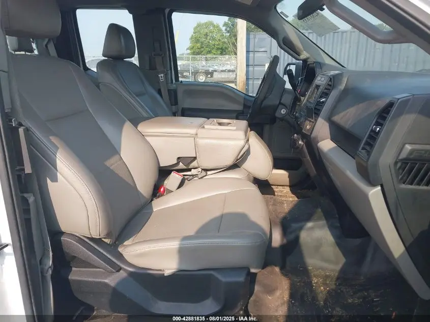 2016 FORD F-150 XL