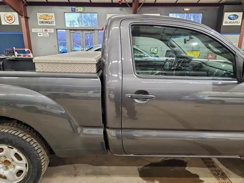 2011 TOYOTA TACOMA   