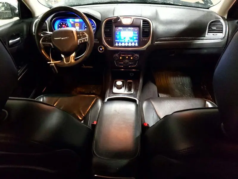 2016 CHRYSLER 300C   