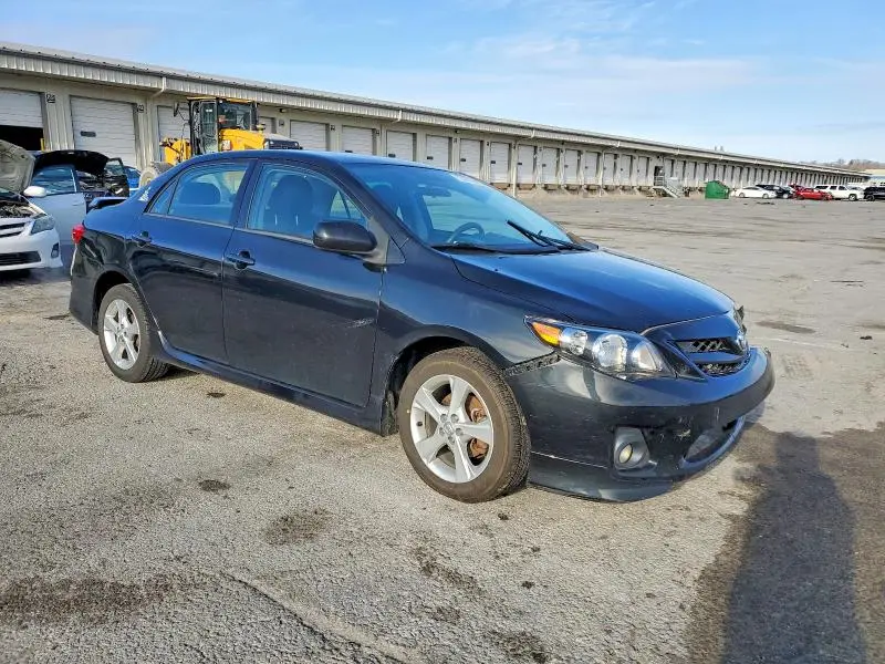 2013 TOYOTA COROLLA BASE  