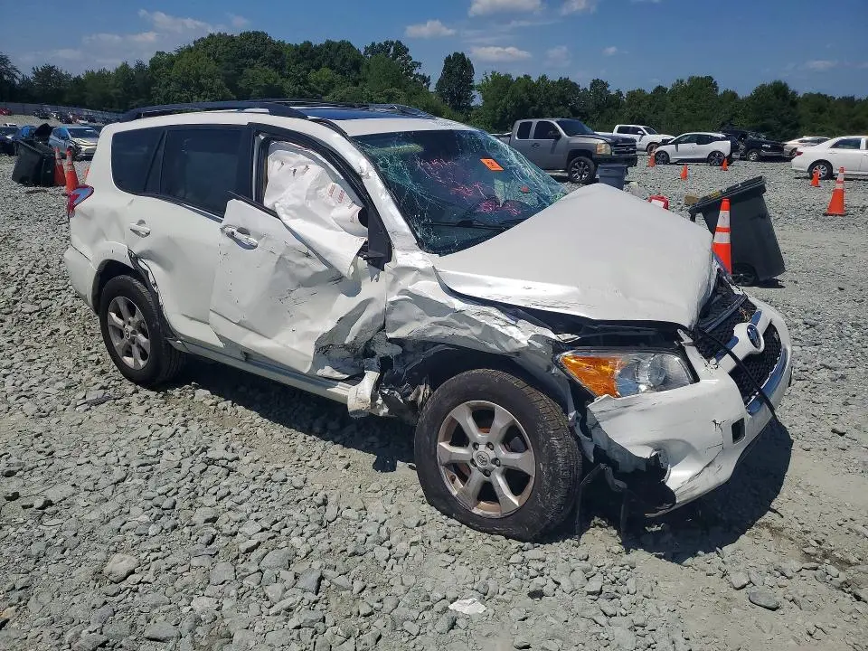 2011 TOYOTA RAV4 LIMITED  