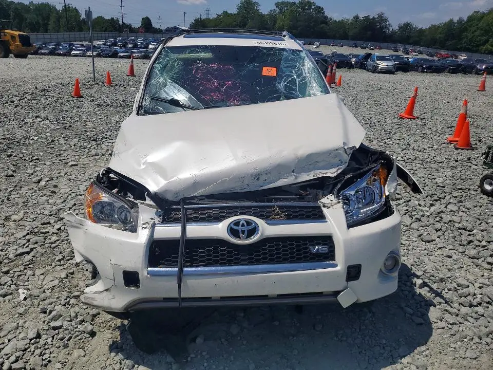 2011 TOYOTA RAV4 LIMITED  