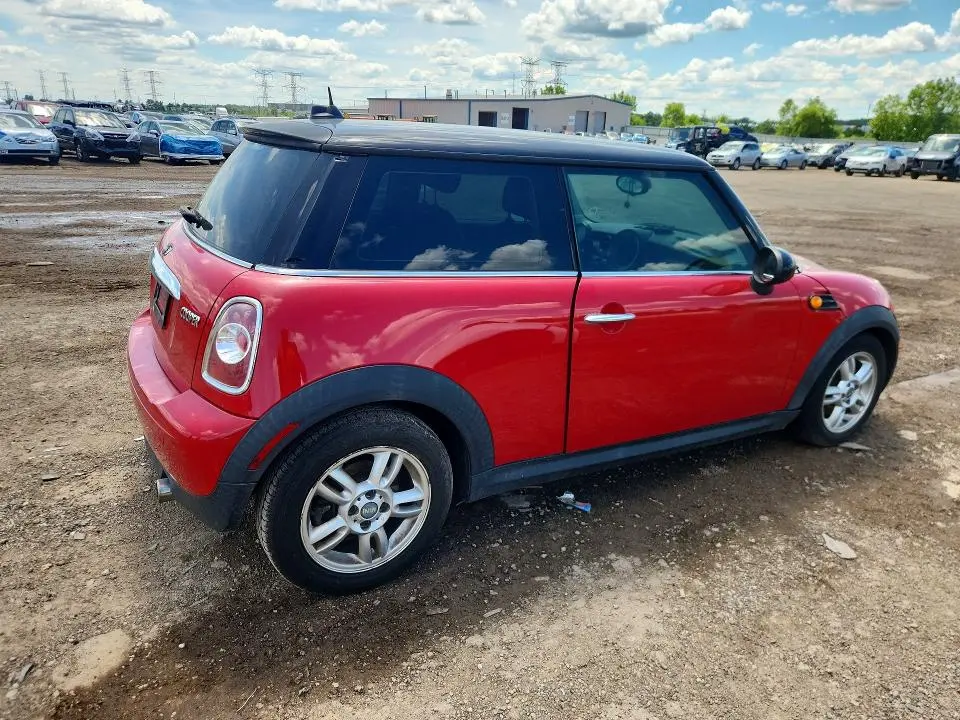 2013 MINI COOPER   