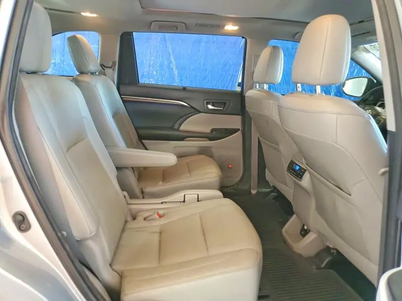 2015 TOYOTA HIGHLANDER LIMITED PLATINUM  