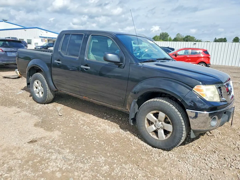 2010 NISSAN FRONTIER SE V6  
