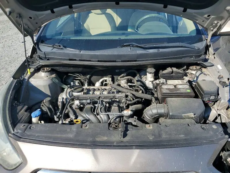 2013 HYUNDAI ACCENT GLS  