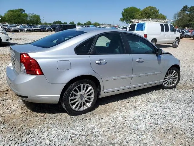 2010 VOLVO S40 2.4I  