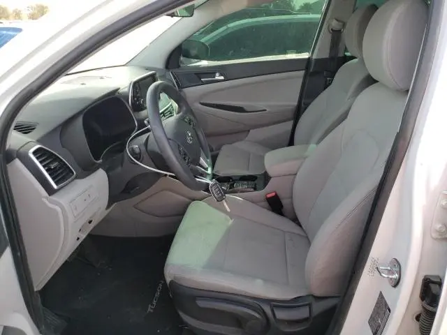 2020 HYUNDAI TUCSON SE  