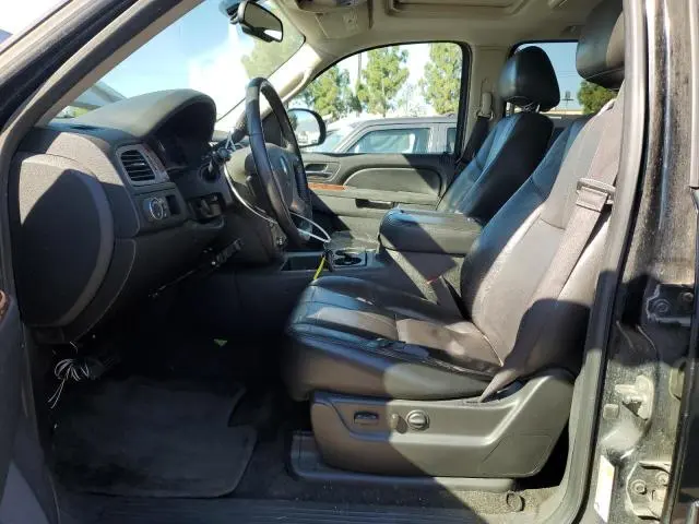 2013 CHEVROLET SUBURBAN C1500 LT  