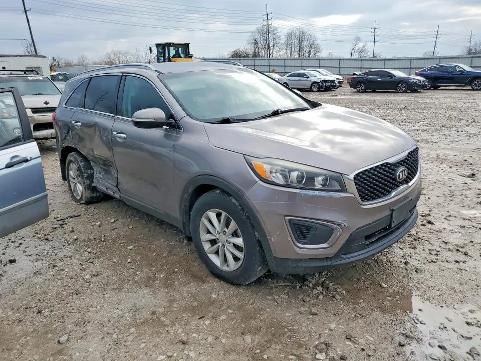 2016 KIA SORENTO LX  