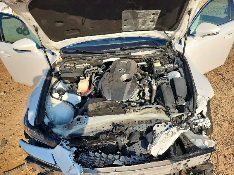2018 LEXUS IS 300  