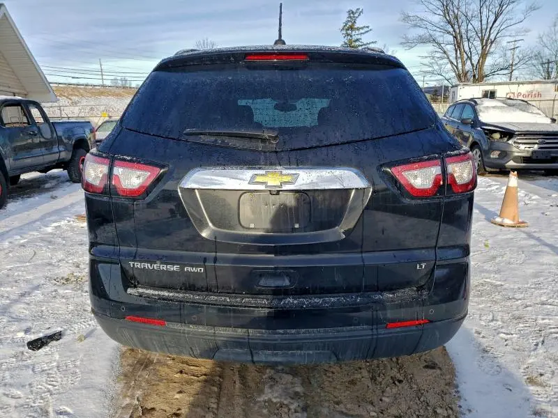 2017 CHEVROLET TRAVERSE LT  