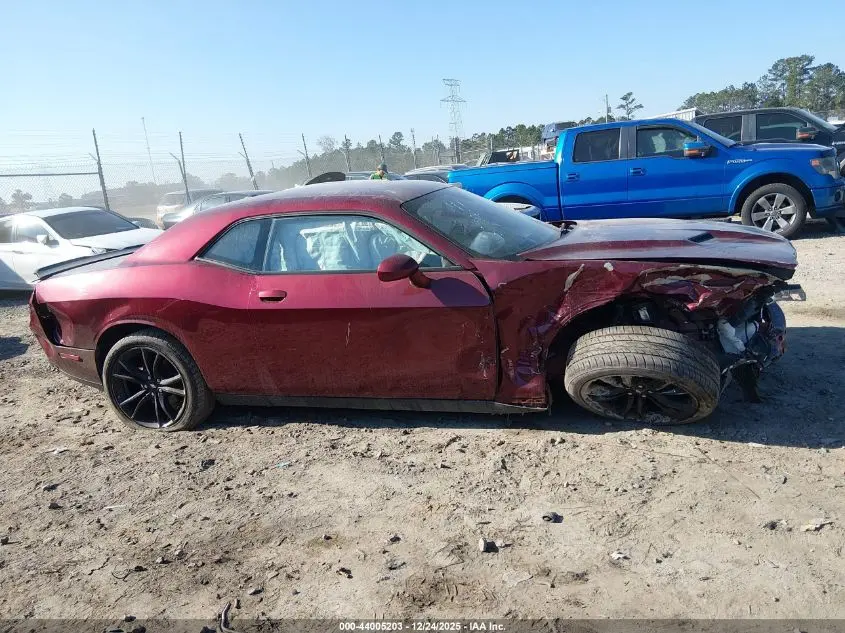 2018 DODGE CHALLENGER SXT