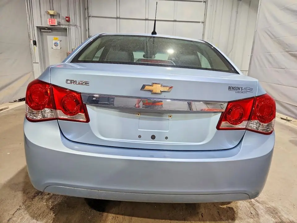 2011 CHEVROLET CRUZE LS  
