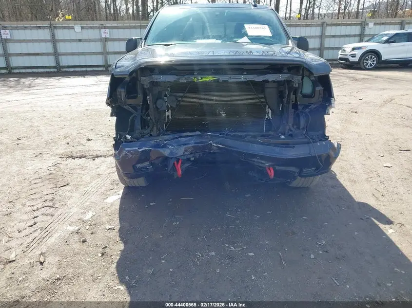 2023 GMC SIERRA 1500 4WD  SHORT BOX AT4