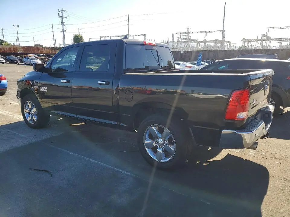 2013 RAM 1500 SLT  