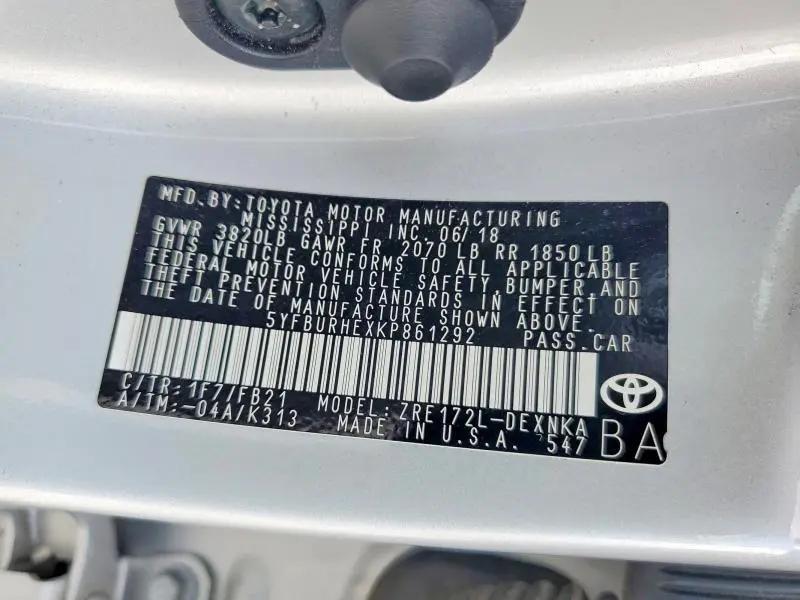 2019 TOYOTA COROLLA   