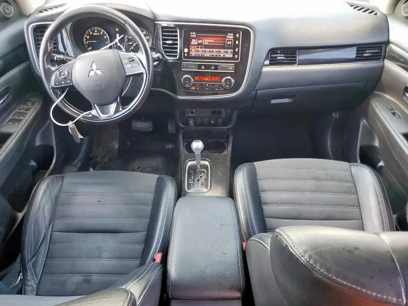 2019 MITSUBISHI OUTLANDER SE