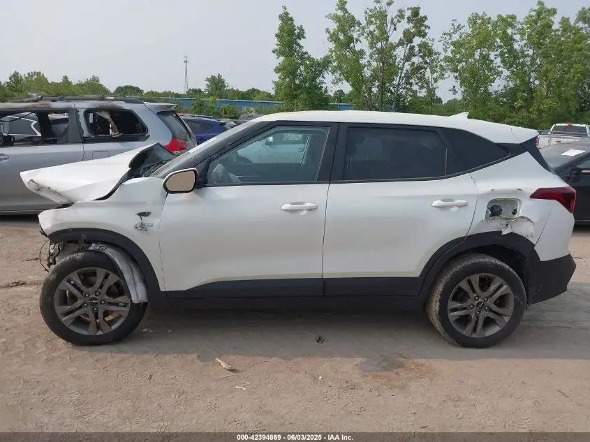 2023 KIA SELTOS LX